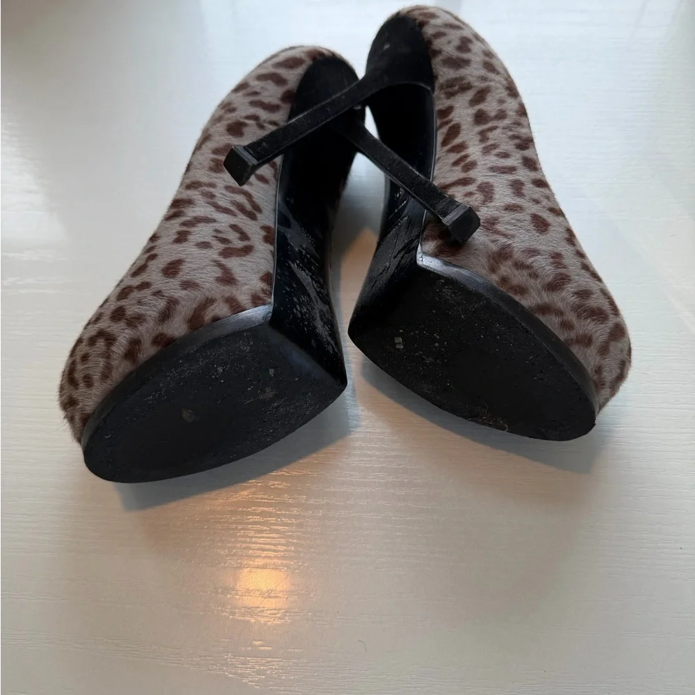 Saint Laurent Leopard print calf hair platform pumps - Picture 4 of 5